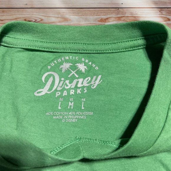 Disneyland T-Shirt Green Size Medium - Picture 6 of 6
